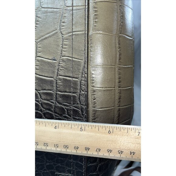 Henri Bendel New York Alligator Embossed Large Leather Handbag With Dust Bag - Picture 16 of 16